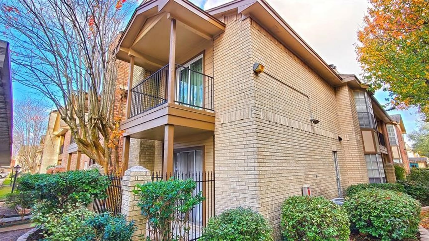 Houston 2-story, 1-bed 2121 Hepburn Street 309-idx