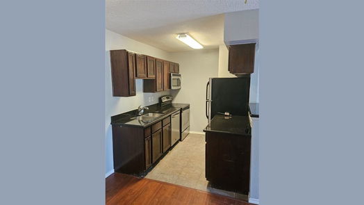 Houston 1-story, 2-bed 2750 Holly Hall Street 1015-idx