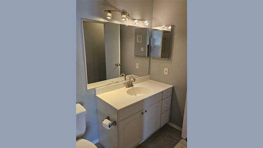 Houston null-story, 2-bed 2750 Holly Hall Street 1015-idx