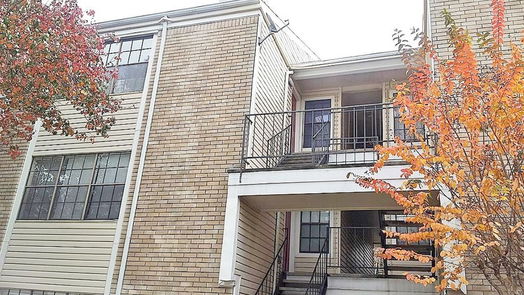 Houston 1-story, 2-bed 2750 Holly Hall Street 1405-idx