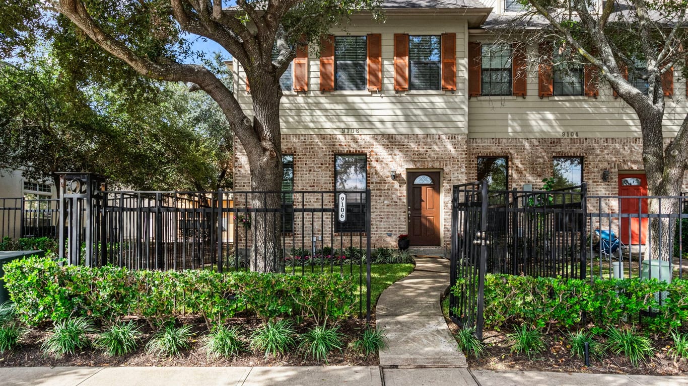 Houston 2-story, 3-bed 9106 Lakes At 610 Drive-idx