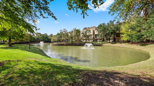 Houston 3-story, 3-bed 9030 Lakes At 610 Drive-idx