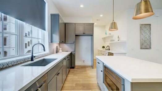 Houston 3-story, 3-bed 3505 Ridgeway Valley Lane-idx