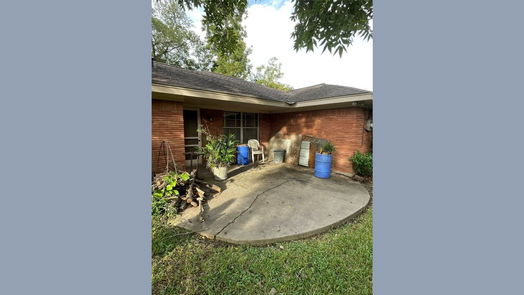 Houston 1-story, 3-bed 8745 Fairbend Street-idx