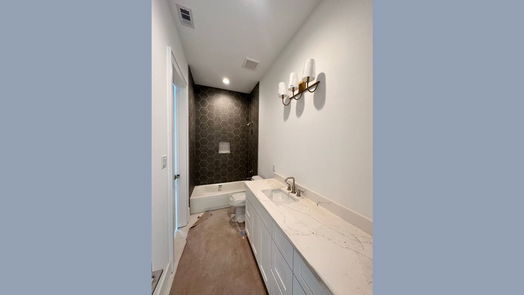 Houston 2-story, 4-bed 7707 Janak Drive-idx