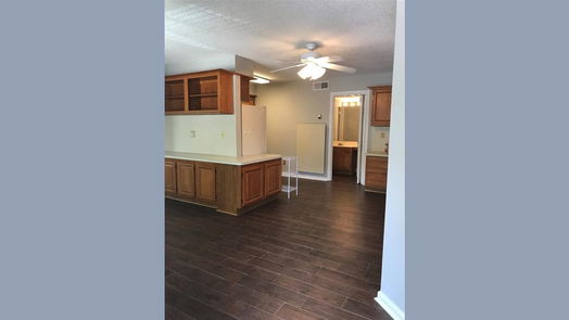 Houston 1-story, 1-bed 1311 Antoine Drive 159-idx