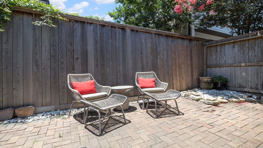 Houston 2-story, 3-bed 7526 Woodvine Place Court-idx
