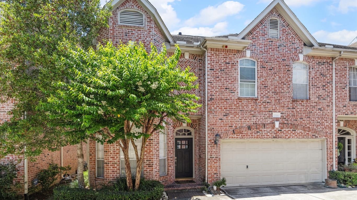 Houston 2-story, 3-bed 7526 Woodvine Place Court-idx