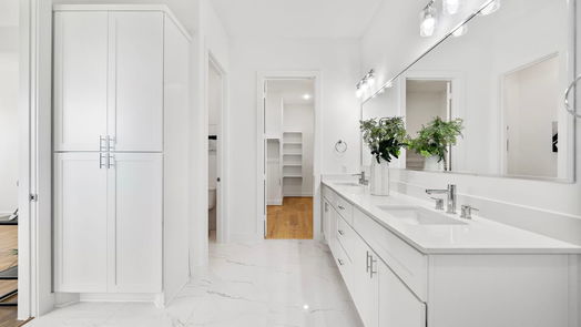 Houston 3-story, 4-bed 3704 Somerset York Lane-idx