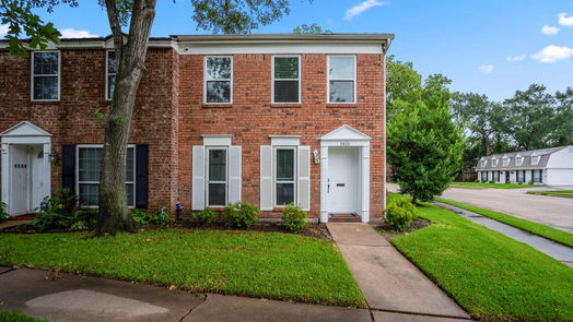 Houston 2-story, 2-bed 1415 Springrock Lane 9-idx