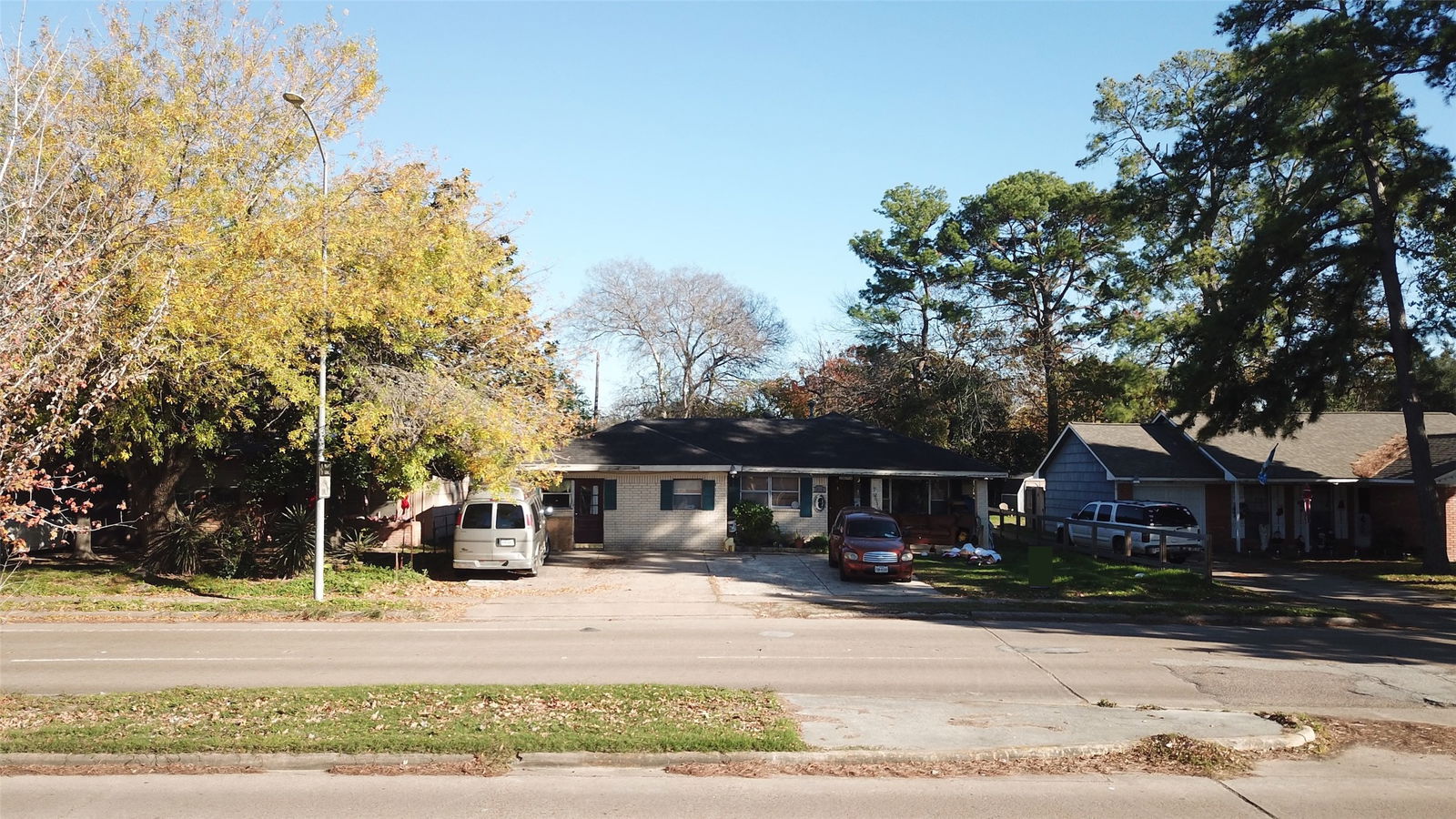 Houston 1-story, 5-bed 1634 Antoine Drive-idx