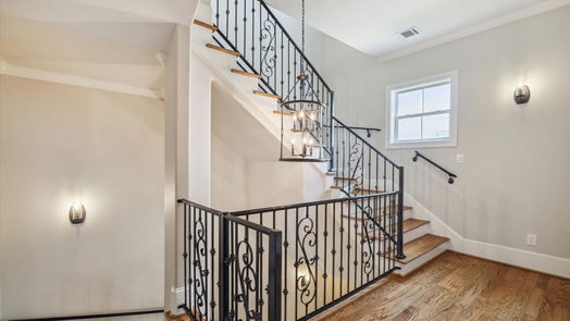 Houston 3-story, 3-bed 1610 Johanna Drive-idx