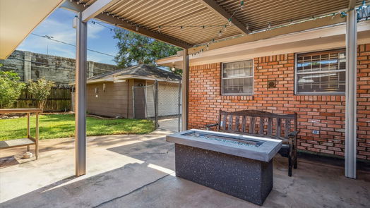 Houston 1-story, 3-bed 7215 Shavelson Street-idx