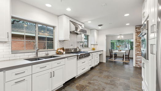 Houston 1-story, 4-bed 7015 Hartland Avenue-idx