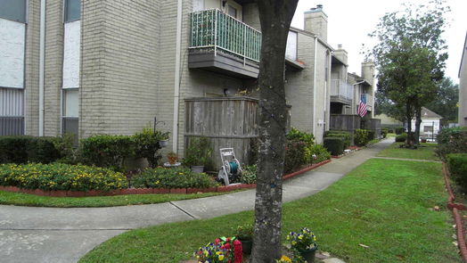 Houston 1-story, 1-bed 2011 Spenwick Drive 324-idx