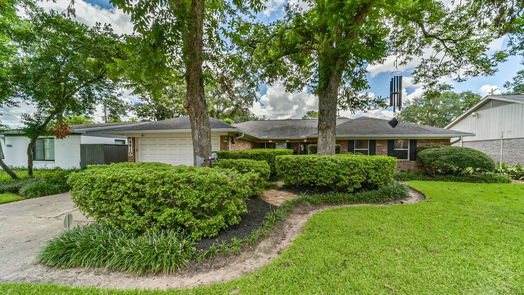 Houston 1-story, 3-bed 9910 Pine Lake Drive-idx