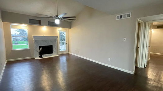 Houston 1-story, 2-bed 2011 Spenwick Drive 520-idx