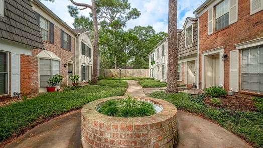 Houston 2-story, 2-bed 1405 Springrock Lane 3-idx