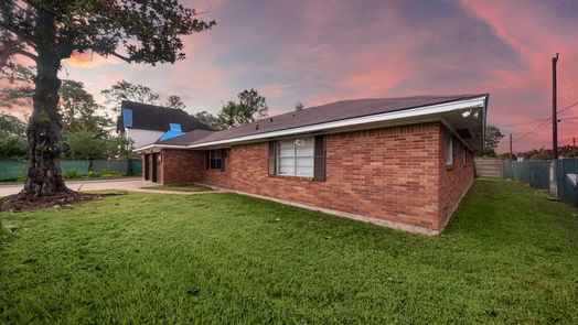 Houston 1-story, 4-bed 7819 Edgeway Drive-idx