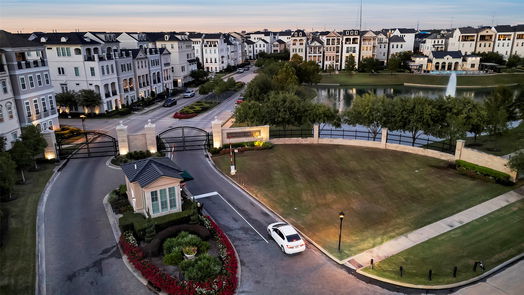 Houston 3-story, 4-bed 3615 Weston Manor Lane-idx