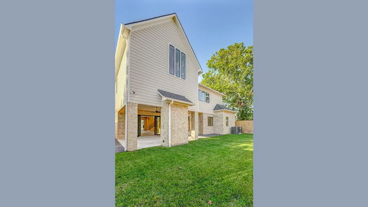 Houston 2-story, 4-bed 6614 Westview Drive-idx