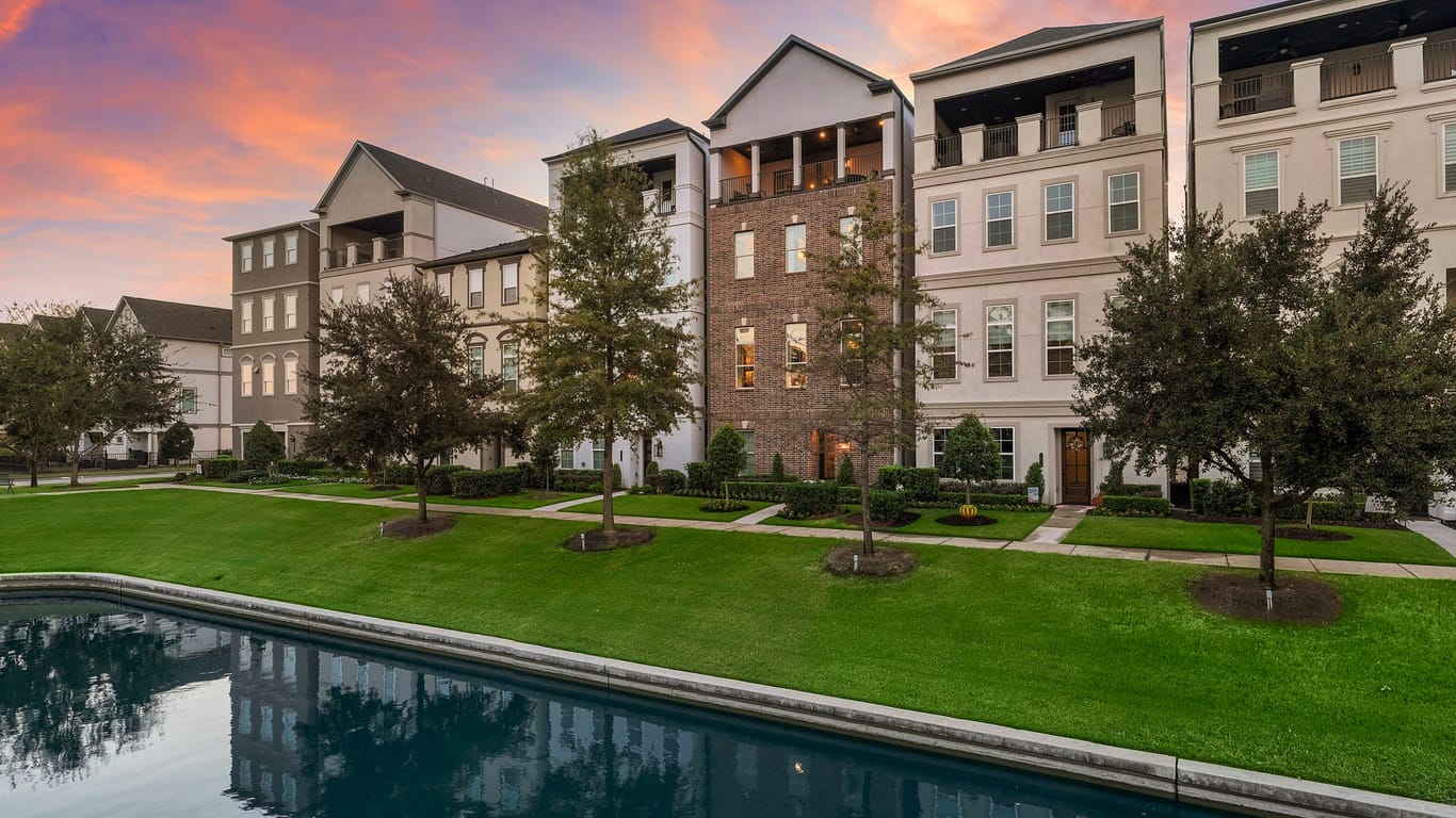 Houston 4-story, 3-bed 3610 Lannister Lane-idx