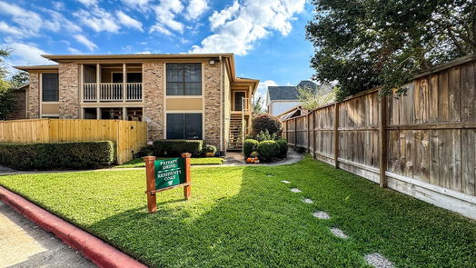 Houston 1-story, 2-bed 1311 Antoine Drive 284-idx