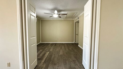 Houston 1-story, 2-bed 1311 Antoine Drive 284-idx