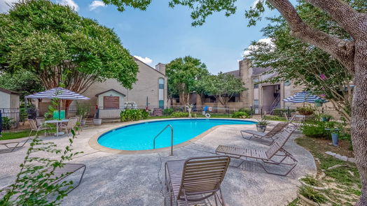 Houston 1-story, 2-bed 2021 Spenwick Drive 316-idx