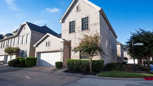 Houston 2-story, 3-bed 7810 Shady Villa Cove-idx