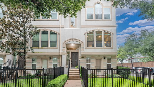 Houston 3-story, 3-bed 1722 French Village Drive-idx