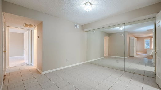 Houston null-story, 2-bed 1311 Antoine Drive 258-idx