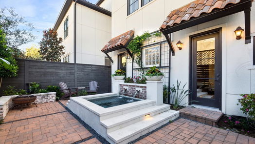 Houston 4-story, 4-bed 7526 Little Caprese Lane-idx