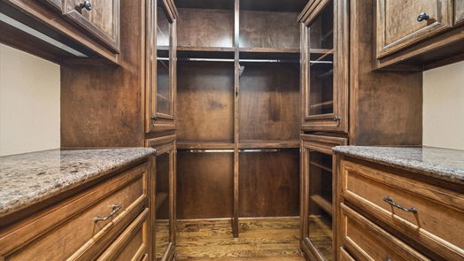 Spring Valley Village 2-story, 4-bed 27 N Creekside Court-idx