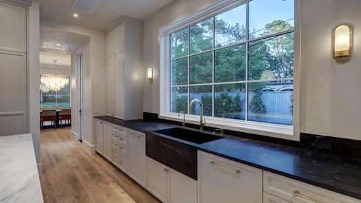 Houston 2-story, 5-bed 5633 Bayou Glen Road-idx