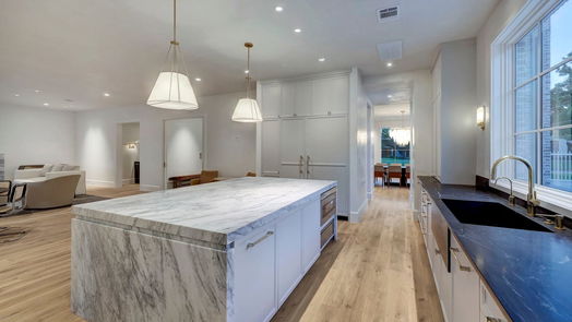 Houston 2-story, 5-bed 5633 Bayou Glen Road-idx