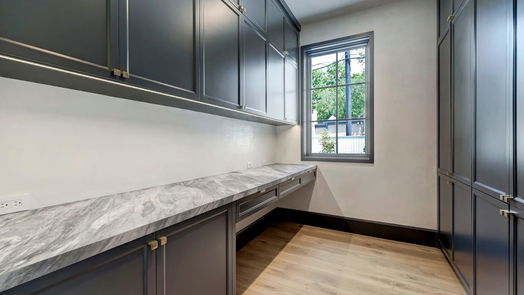 Houston 2-story, 5-bed 5633 Bayou Glen Road-idx