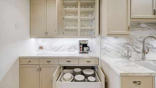 Houston null-story, 2-bed 5110 San Felipe Street 284W-idx