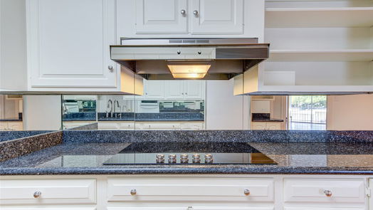 Houston null-story, 2-bed 5050 Woodway Drive 3K-idx