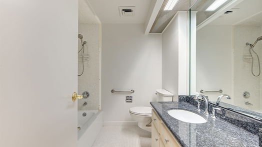 Houston null-story, 2-bed 5050 Woodway Drive 3K-idx