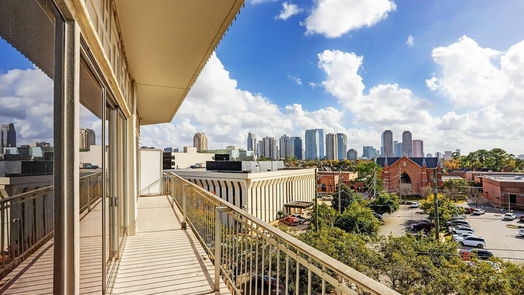 Houston null-story, 2-bed 5050 Woodway Drive 5G-idx