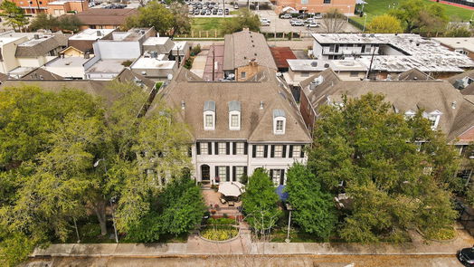 Houston 3-story, 2-bed 5132 Chevy Chase Drive-idx