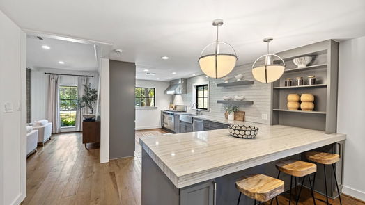 Houston 1-story, 3-bed 5218 Woodway Drive-idx
