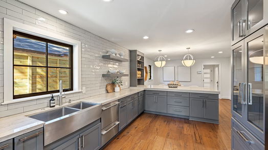 Houston 1-story, 3-bed 5218 Woodway Drive-idx