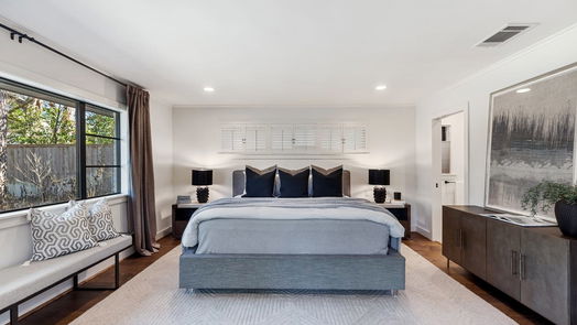 Houston 1-story, 3-bed 5218 Woodway Drive-idx
