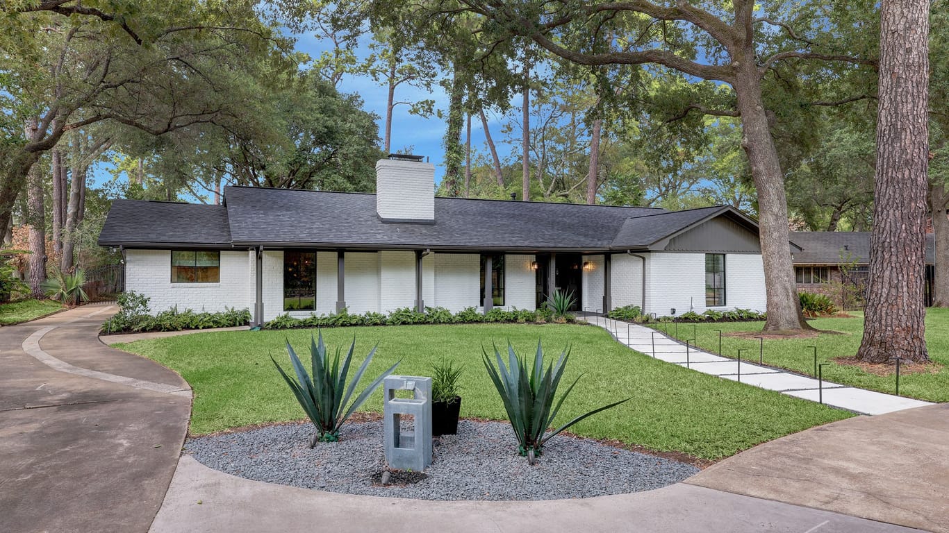 Houston 1-story, 3-bed 5218 Woodway Drive-idx