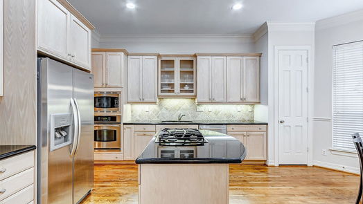 Houston 3-story, 3-bed 5206 Sagesquare Street-idx