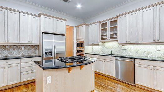 Houston 3-story, 3-bed 5206 Sagesquare Street-idx