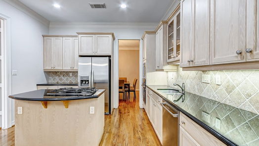 Houston 3-story, 3-bed 5206 Sagesquare Street-idx