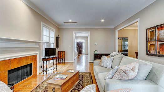 Houston 3-story, 3-bed 5206 Sagesquare Street-idx